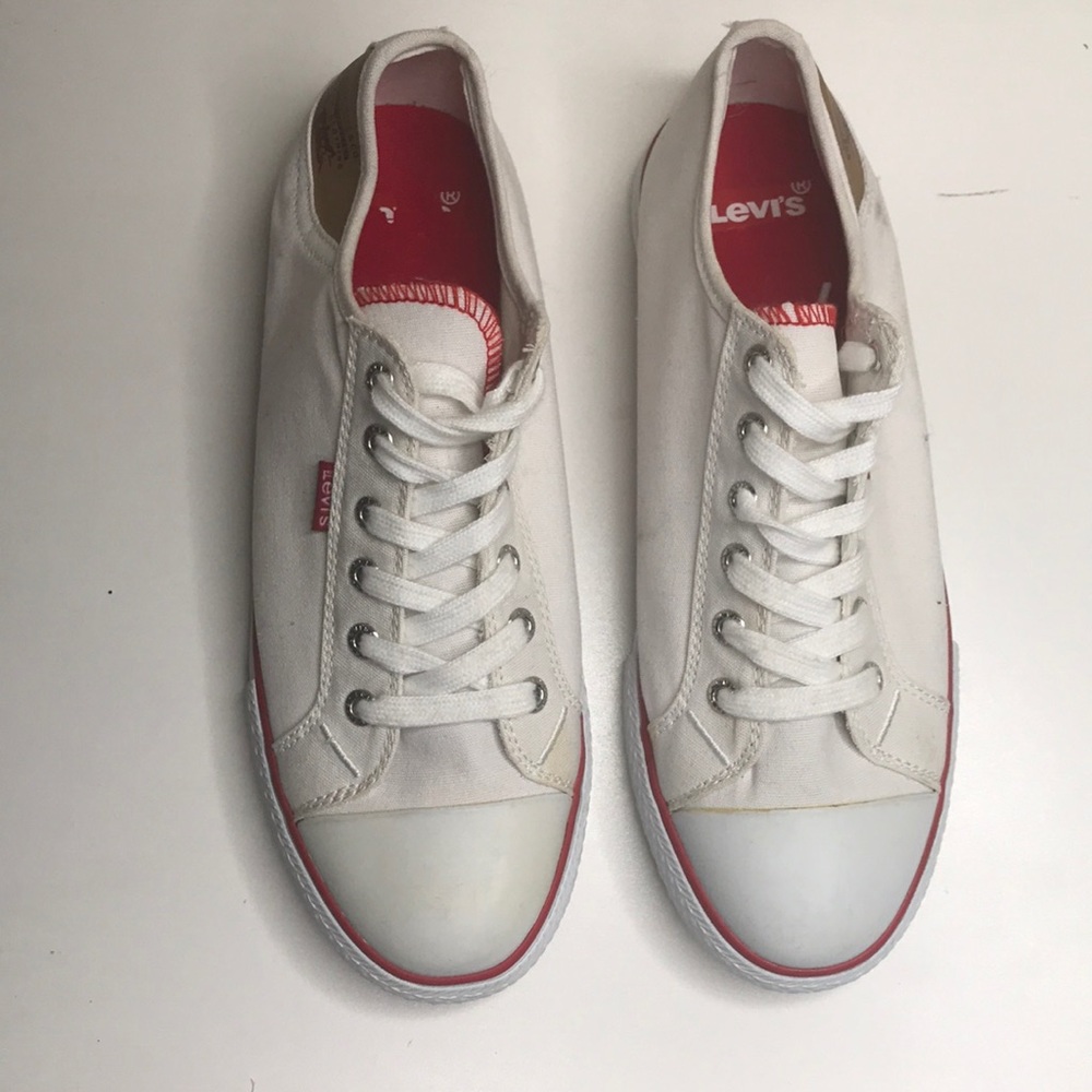 Levi’s sneakers